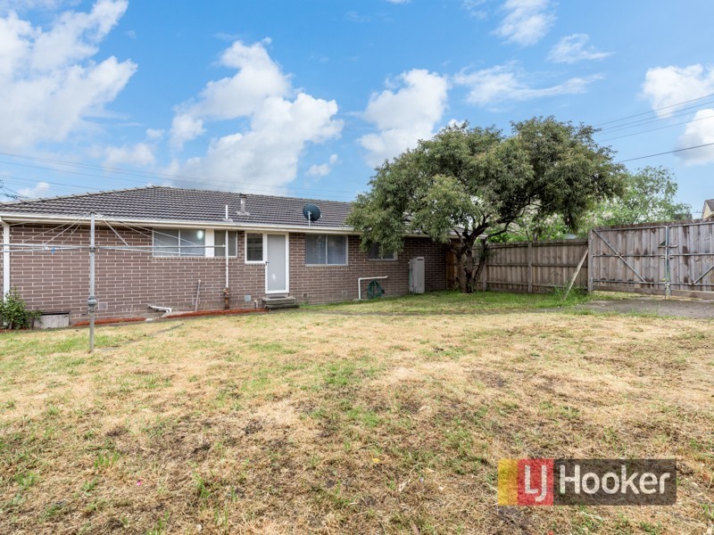 6 Carramar Drive, Frankston VIC 3199
