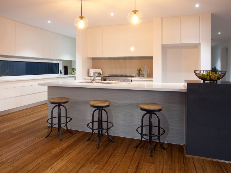 35 Bathgate Crescent, Cranbourne VIC 3977