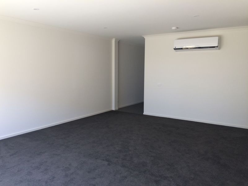 36 Officedale Road, Officer VIC 3809