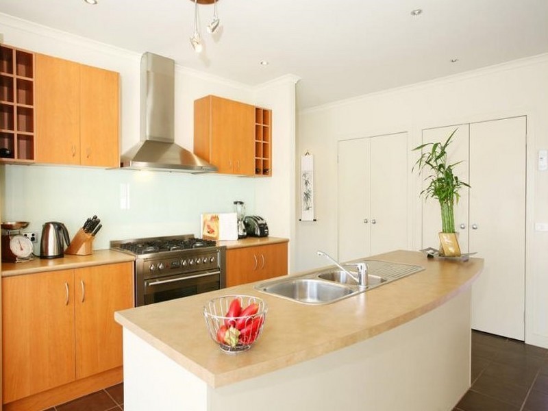 24 Howqua Place, Pakenham VIC 3810