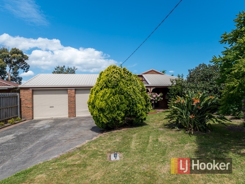 2 Ivy Court, Beaconsfield VIC 3807