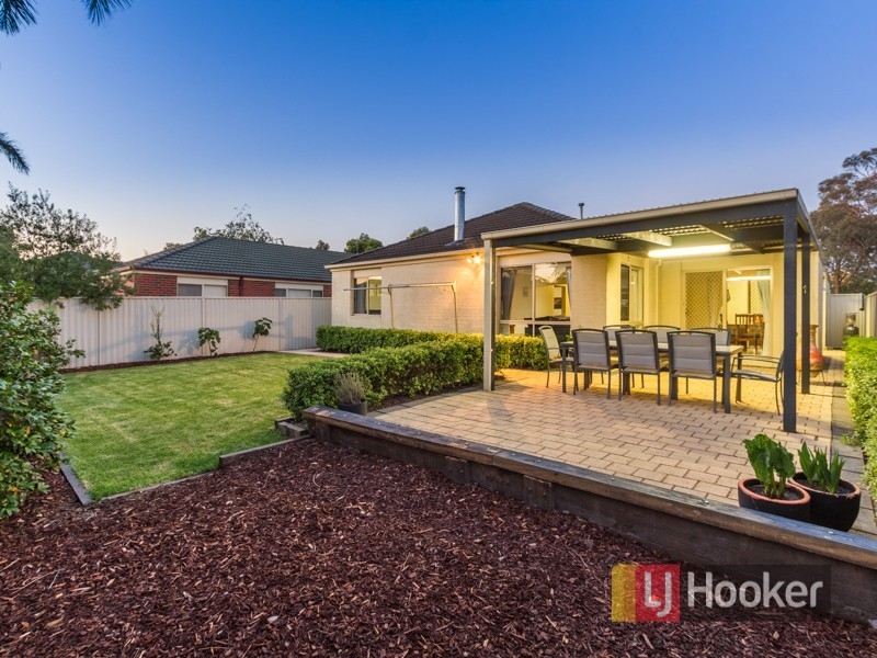 29 Ashwood Grove, Pakenham VIC 3810