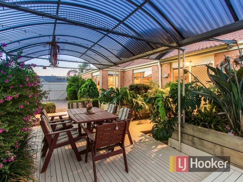 4 Catherine Place, Pakenham VIC 3810