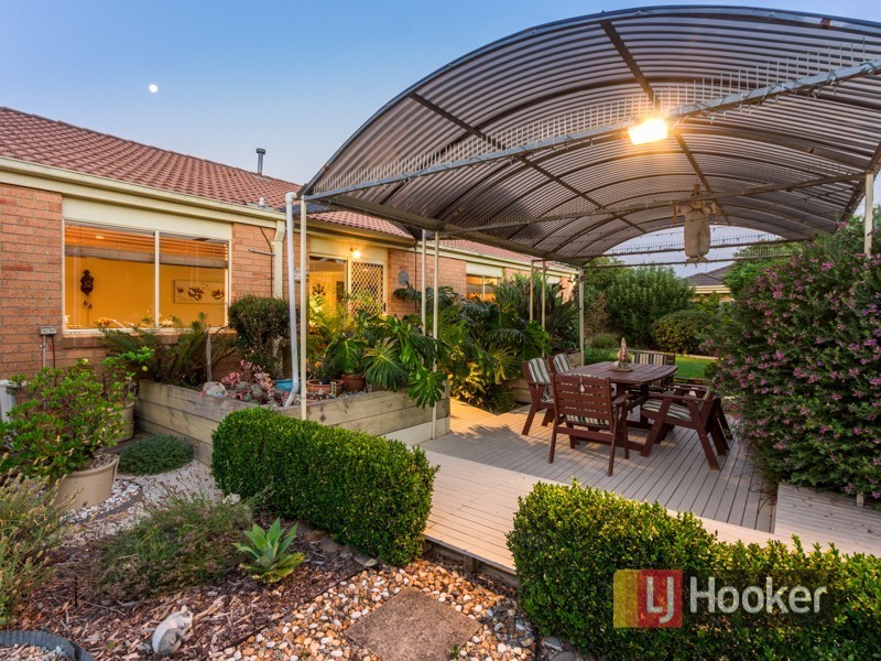 4 Catherine Place, Pakenham VIC 3810