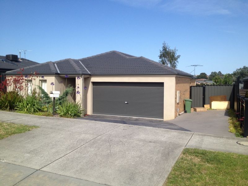 12 Caspian Chase, Pakenham VIC 3810