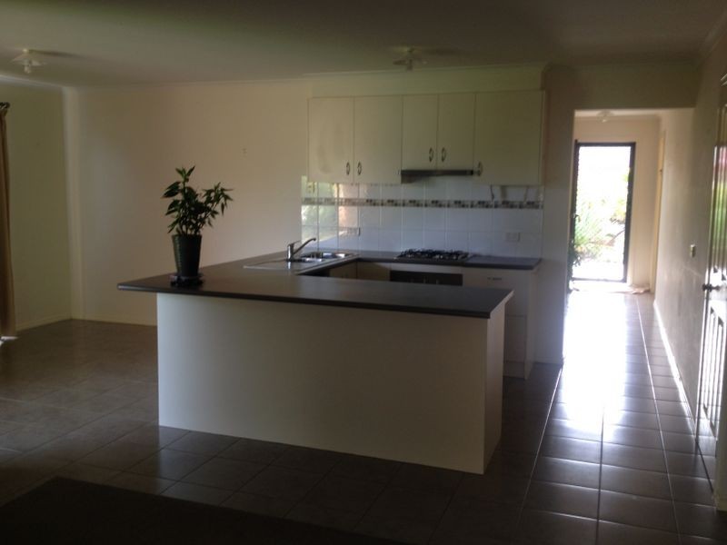 12 Caspian Chase, Pakenham VIC 3810