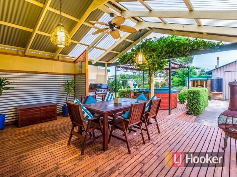 21 Railway Avenue, Bunyip VIC 3815