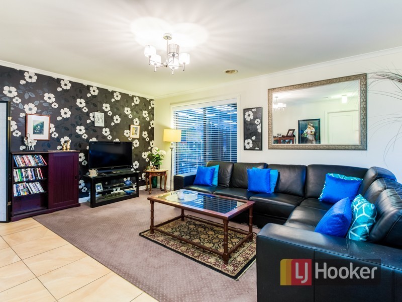 88 Ebony Drive, Pakenham VIC 3810