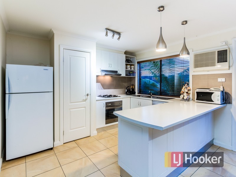 88 Ebony Drive, Pakenham VIC 3810