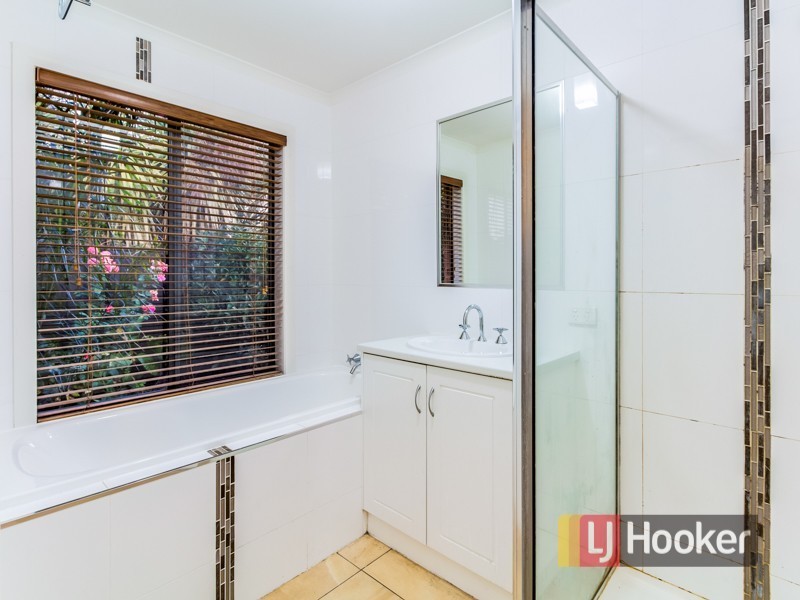 88 Ebony Drive, Pakenham VIC 3810