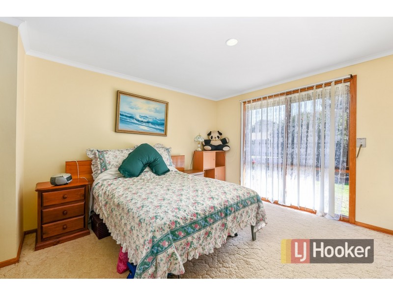 56 Bluegrass Crescent, Pakenham VIC 3810