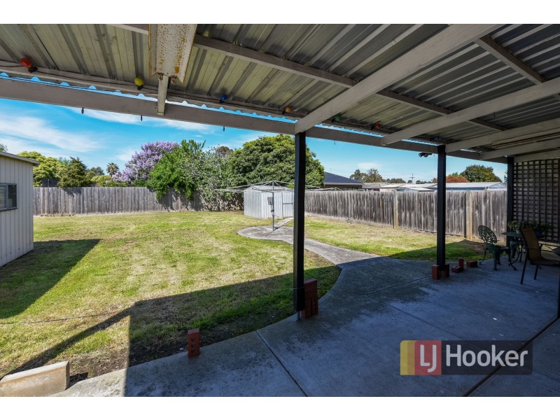 56 Bluegrass Crescent, Pakenham VIC 3810