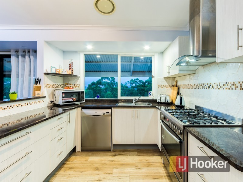 237 Bourkes Creek Road, Pakenham Upper VIC 3810