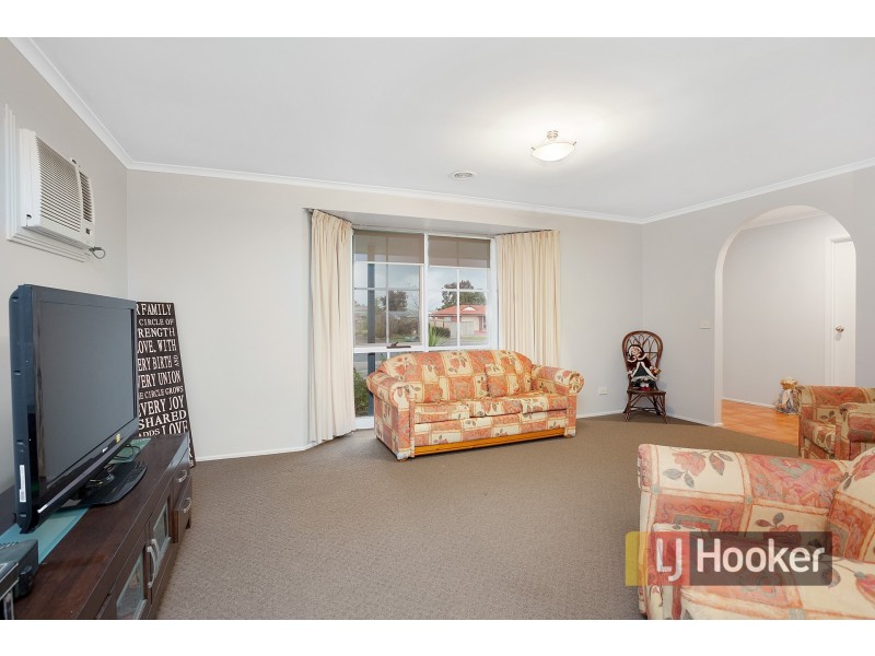 2 Amanda Court, Pakenham VIC 3810