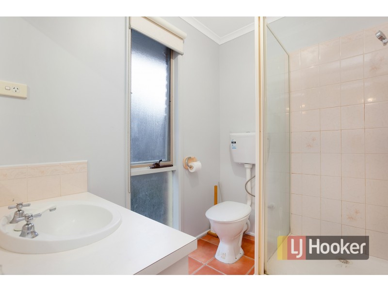 2 Amanda Court, Pakenham VIC 3810