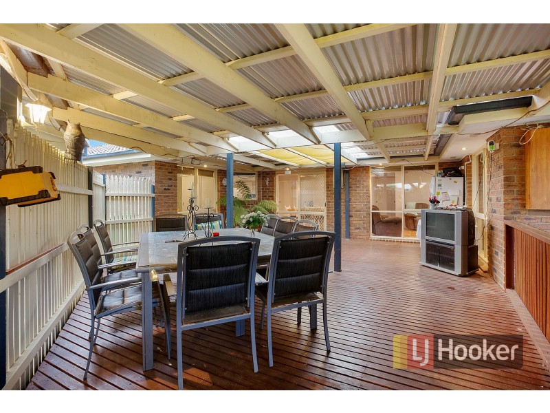 2 Amanda Court, Pakenham VIC 3810