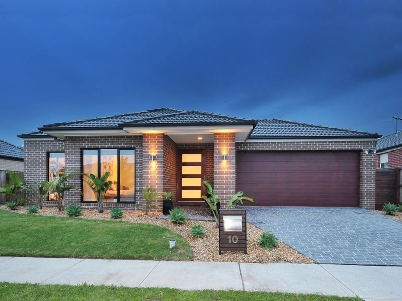 10 Bellerive Avenue, Officer VIC 3809