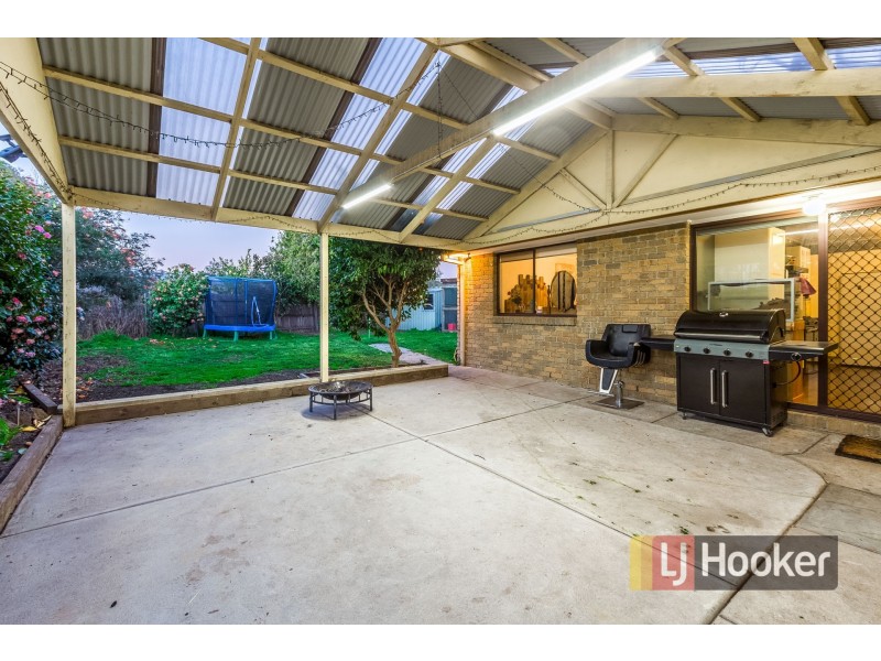 34 Howey Road, Pakenham VIC 3810