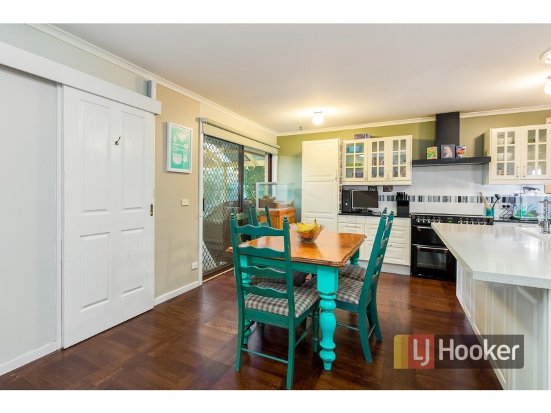 34 Howey Road, Pakenham VIC 3810