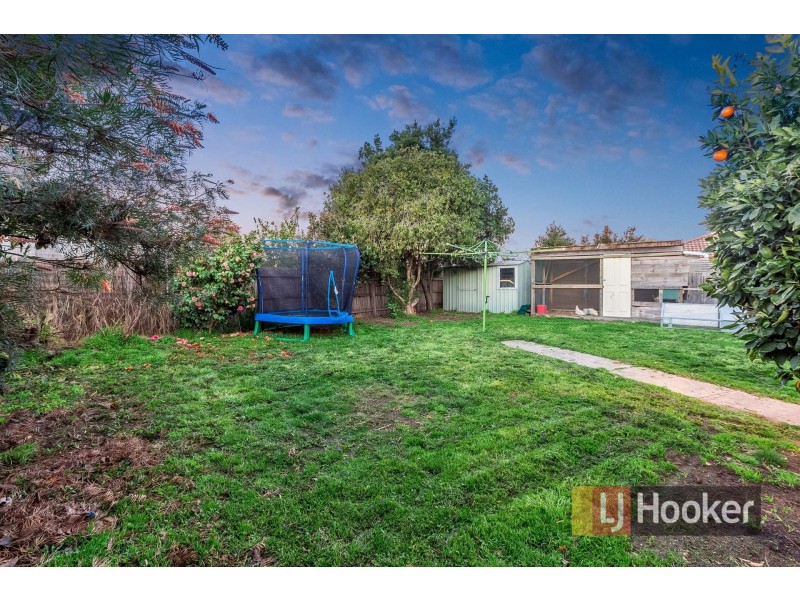 34 Howey Road, Pakenham VIC 3810