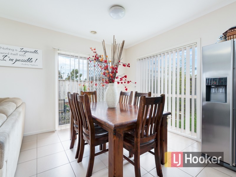 4 Marquis Court, Pakenham VIC 3810