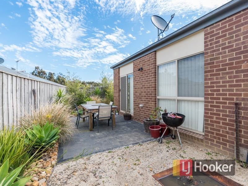 4 Marquis Court, Pakenham VIC 3810
