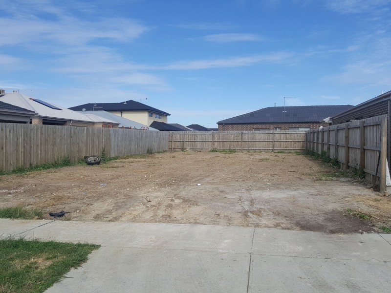 15 Violet Crescent, Officer VIC 3809