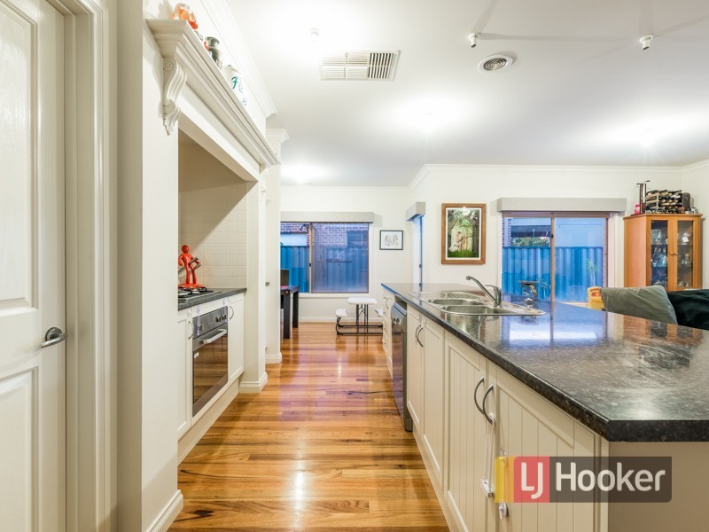 94 Windermere Boulevard, Pakenham VIC 3810