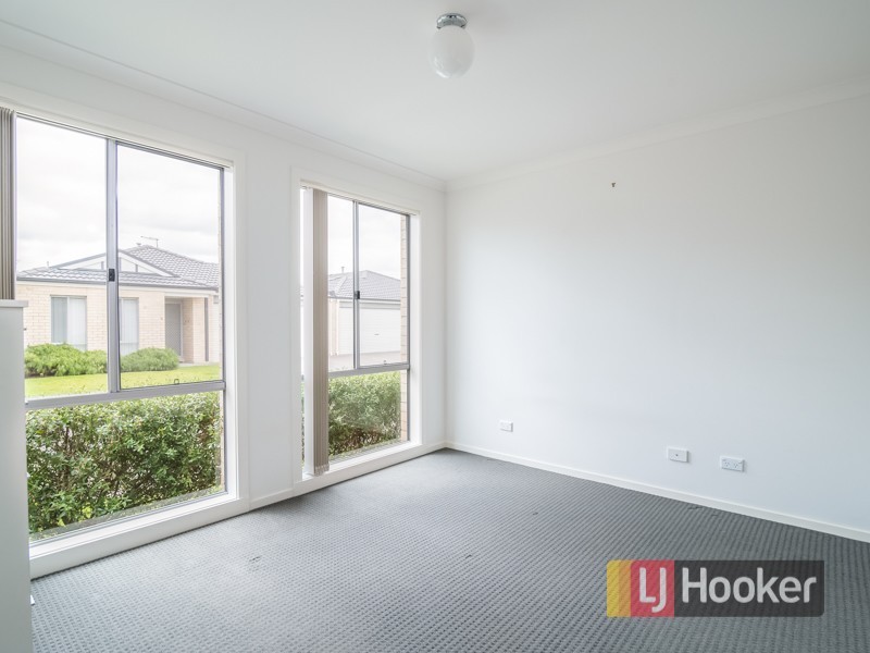 4/7 Melissa Way, Pakenham VIC 3810
