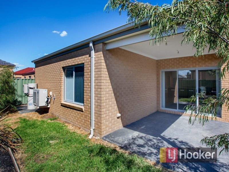 53 Park Orchard Drive, Pakenham VIC 3810