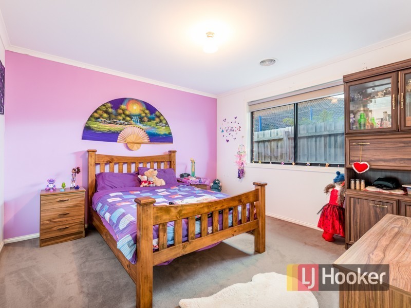 78 Leigh Drive, Pakenham VIC 3810