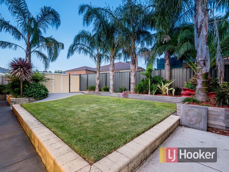 78 Leigh Drive, Pakenham VIC 3810