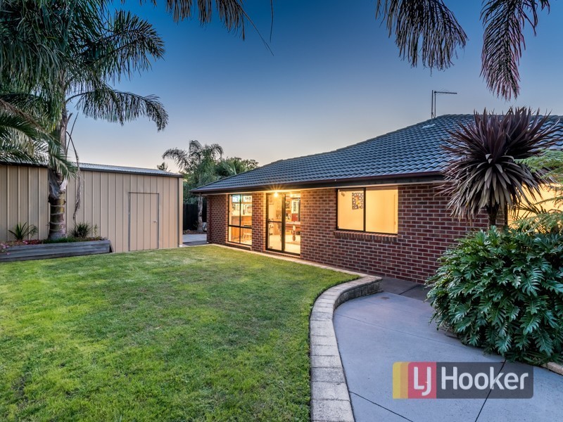 78 Leigh Drive, Pakenham VIC 3810