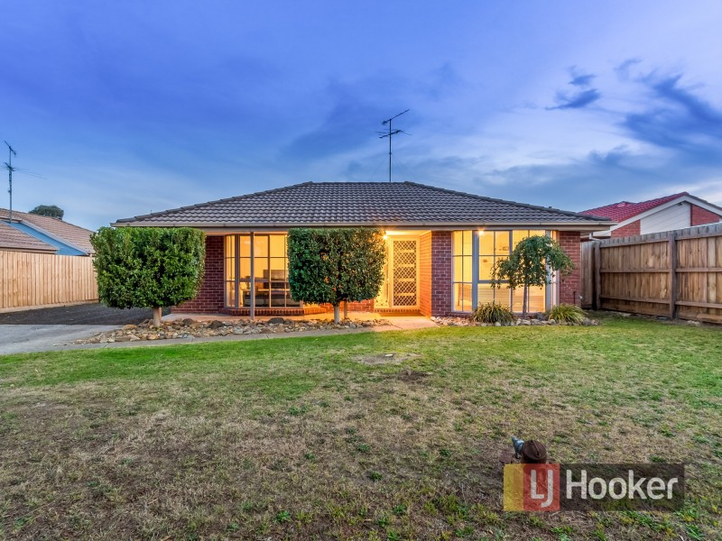 11 Nabilla Court, Pakenham VIC 3810