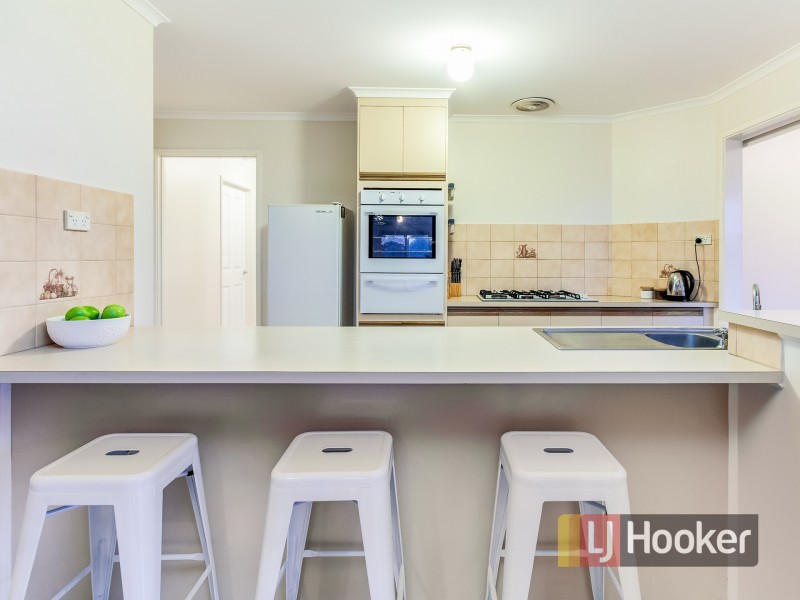 11 Nabilla Court, Pakenham VIC 3810