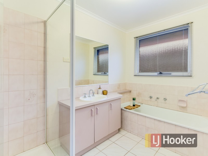 11 Nabilla Court, Pakenham VIC 3810