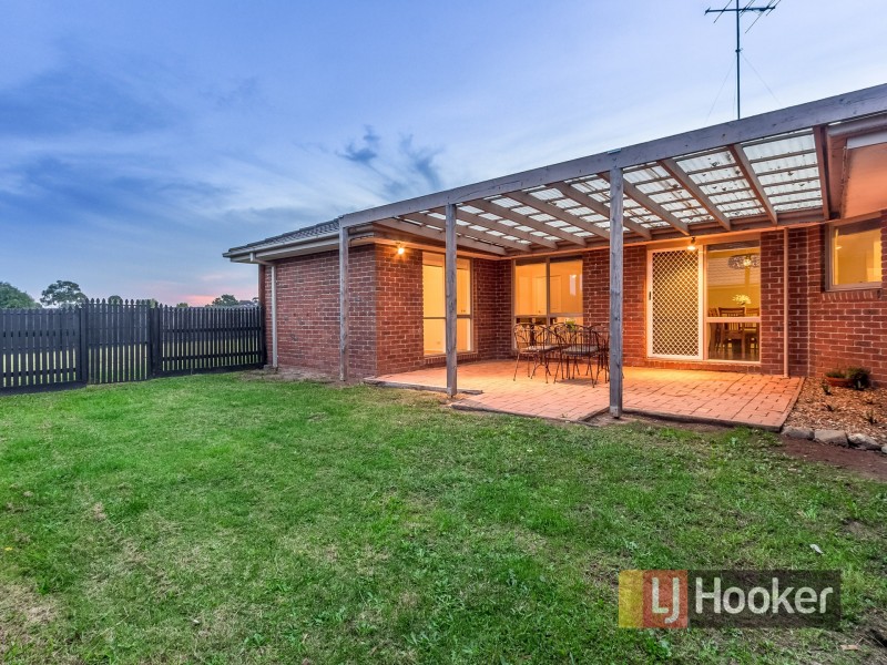 11 Nabilla Court, Pakenham VIC 3810