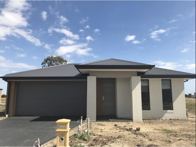 10 Wendy Way, Pakenham VIC 3810