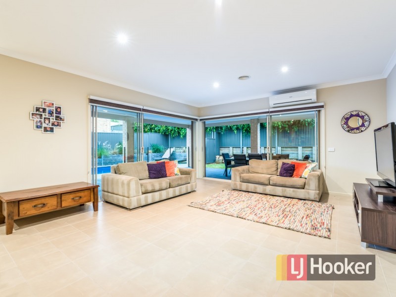 31 Downing Square, Pakenham VIC 3810