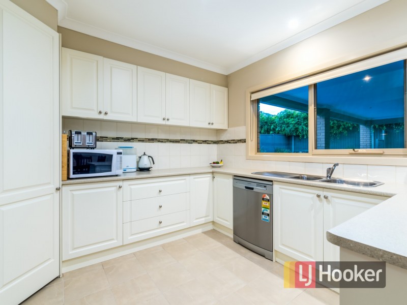 31 Downing Square, Pakenham VIC 3810