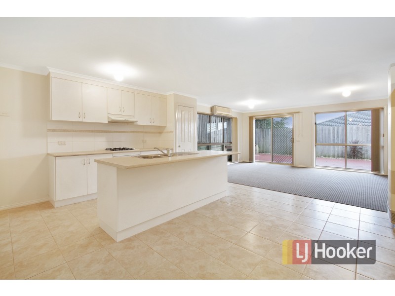 13/51 Leigh Drive, Pakenham VIC 3810