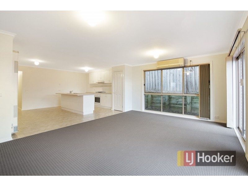 13/51 Leigh Drive, Pakenham VIC 3810