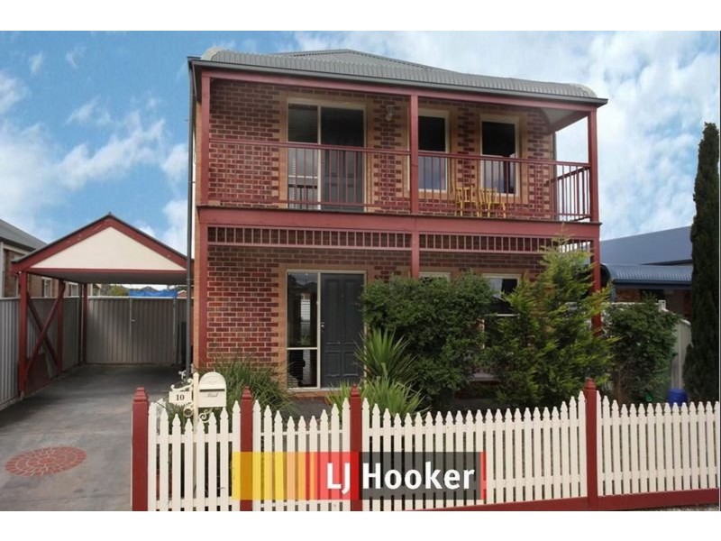 10 Spring Circuit, Pakenham VIC 3810