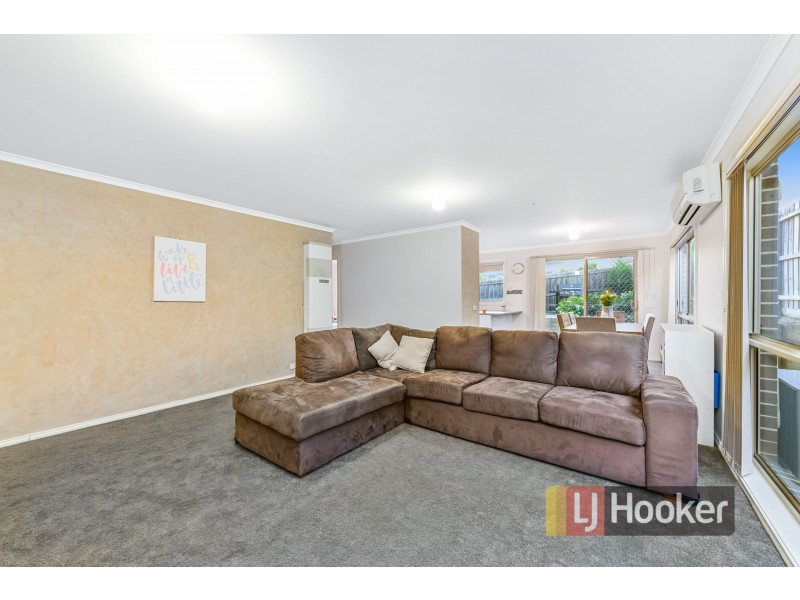 17/51 Leigh Drive, Pakenham VIC 3810