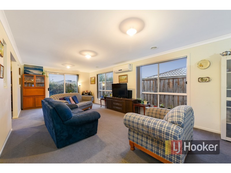 20 Kimberley Grove, Pakenham VIC 3810