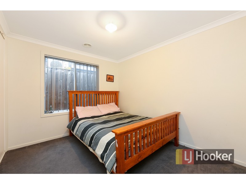 20 Kimberley Grove, Pakenham VIC 3810