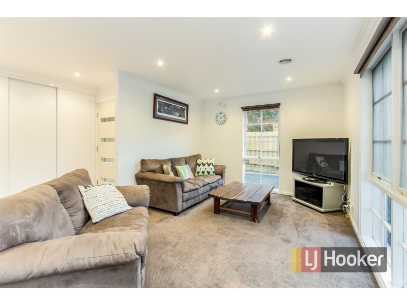 2 Robin Court, Pakenham VIC 3810