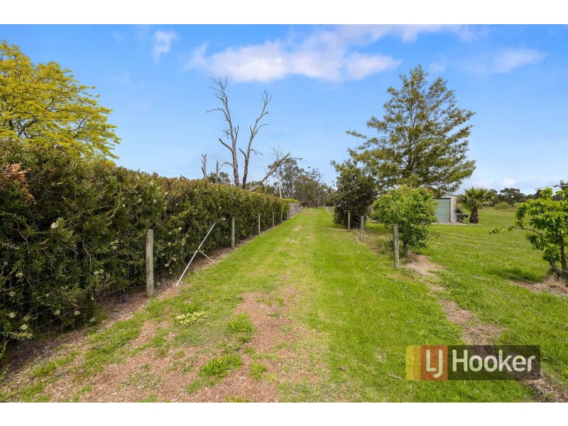 4 Johanna Court, Pakenham VIC 3810