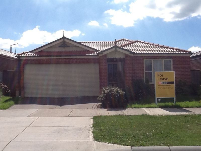 35 Syme Road, Pakenham VIC 3810