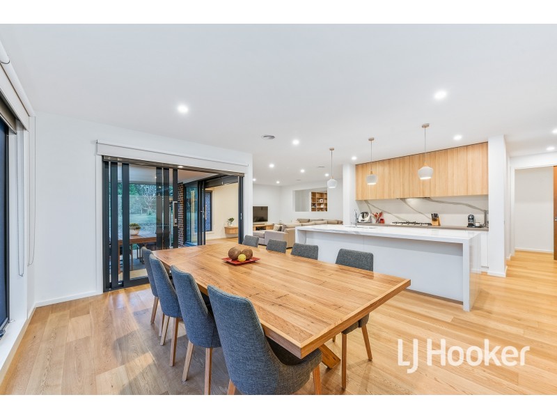 21B Meeking Drive, Pakenham VIC 3810